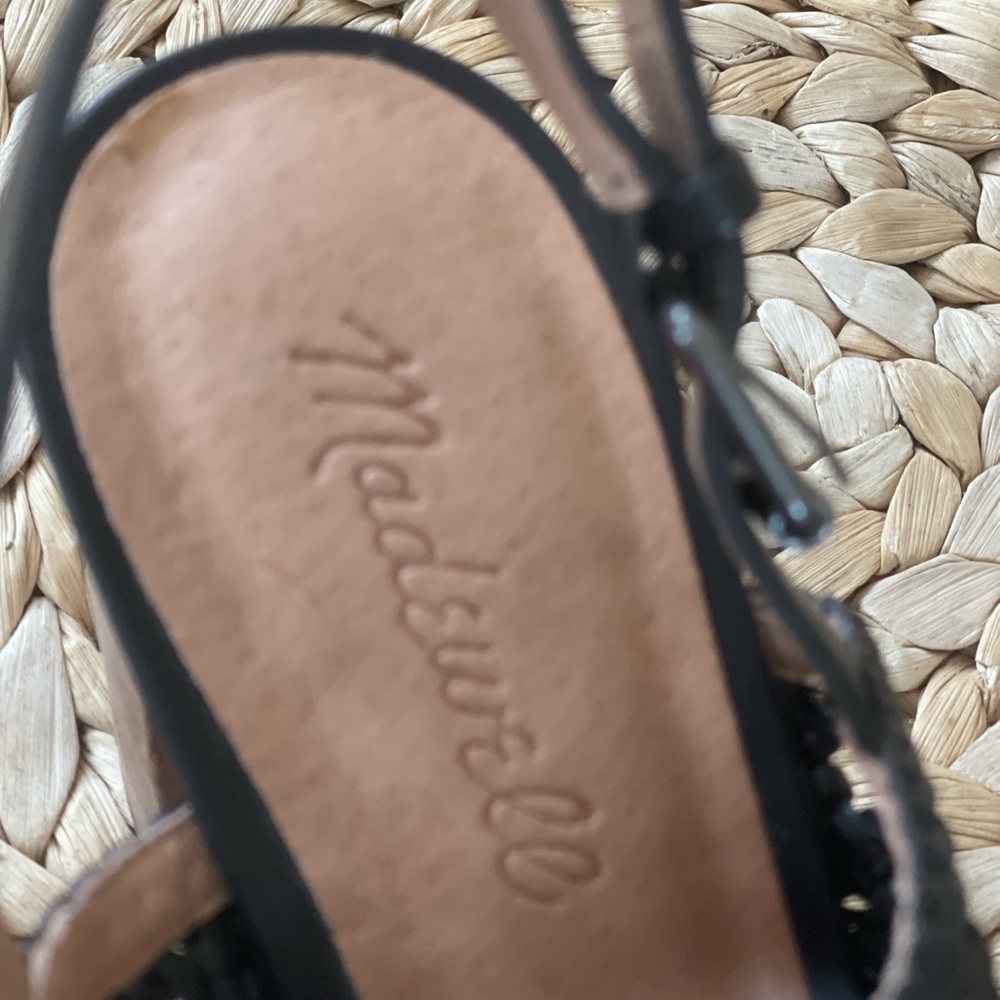 Gorgeous Madewell Black Braided Crotchet LeatherSandals with wood block heel - Picture 8 of 8